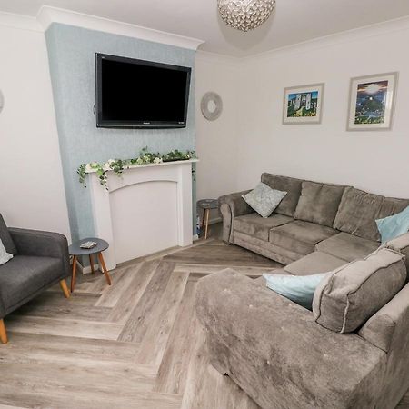 Cwtch Ar Y Mor Villa Burry Port Buitenkant foto