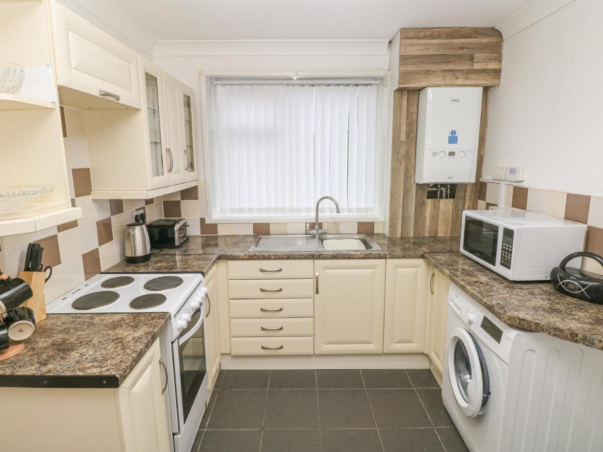 Cwtch Ar Y Mor Villa Burry Port Buitenkant foto