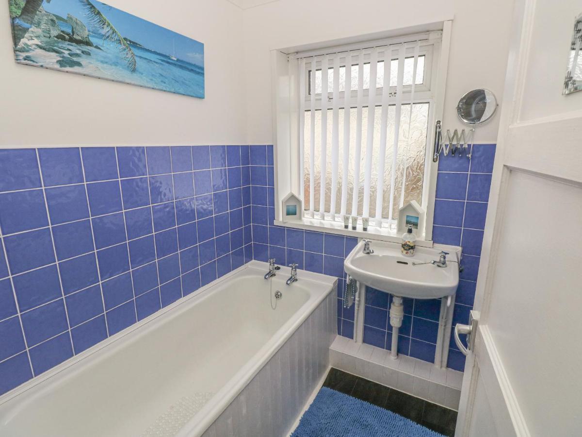 Cwtch Ar Y Mor Villa Burry Port Buitenkant foto