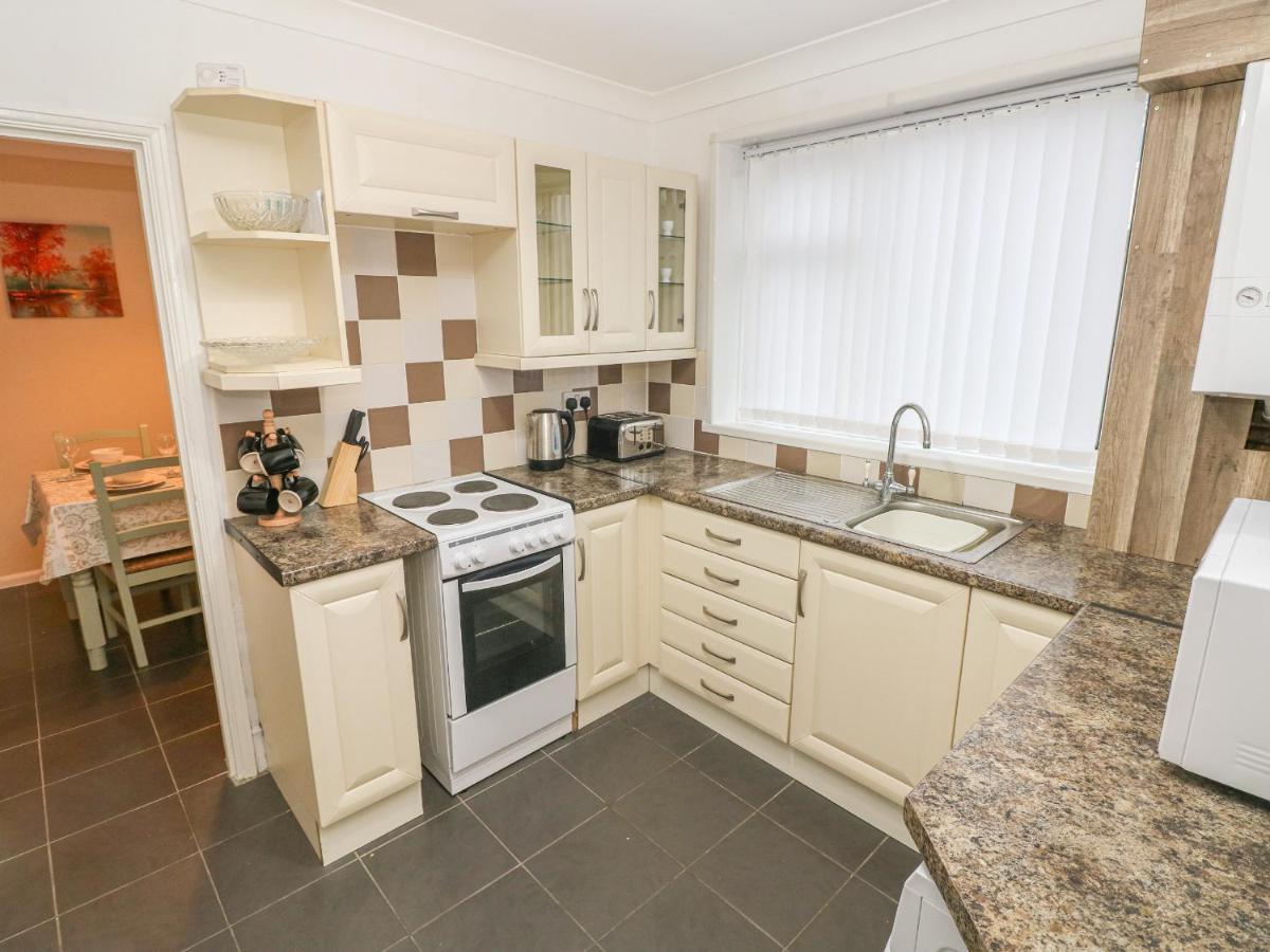 Cwtch Ar Y Mor Villa Burry Port Buitenkant foto